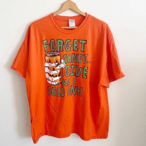 Halloween orange graphic t-shirt - Picture 1 of 5